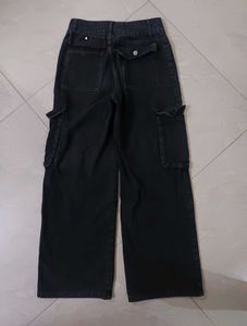 Black Cargo Jeans