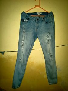 Tapped Fit Jeans