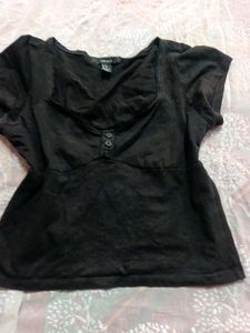 Cute black top (women's)