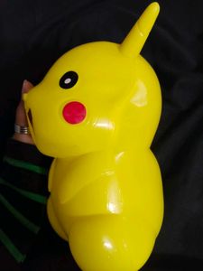 Pikachu piggy Bank 🏦
