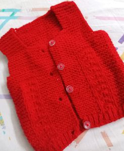 Infant half sleeves sweater