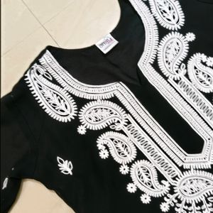 Black Kurti