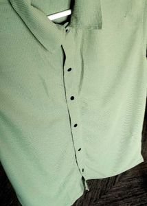 H&amp;M T-shirt