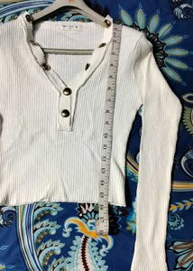 WHITE BUTTON-UP KOREAN TOP 🤍