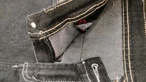 Black Denim Capree Jeans
