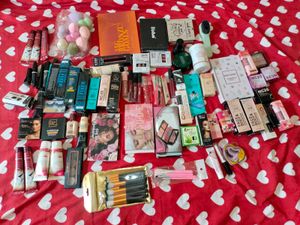 Makeup Items 600 Rs Per 10 Item