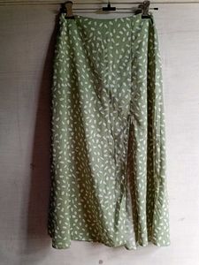 Slit Skirt