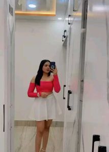 A party Wear Crop Top