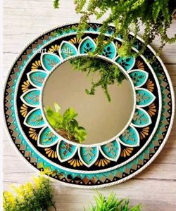 Wall Mirror With Lippan Art Design