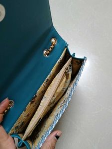 Chic Woven Shoulder Bag