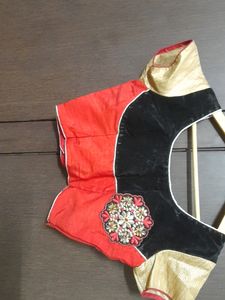 Golden Red Saree With Blouse