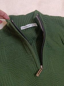 Unisex Stylish Knit Sweaters - Set of 2