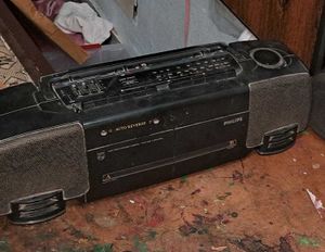 2VINTAGE PHILIPS TAPE RECORDER