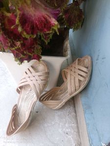 Flat Rubber Sandals