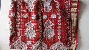 Hey There Everyone Here&#39;s A Cool Saree To Use