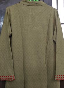 Embroidered Kurta set for winters