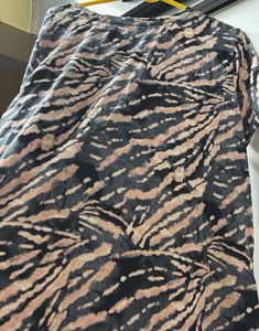 Ajile Tshirt