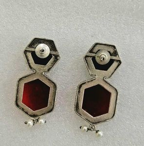 Attractive Ethenic Gemstone Dangle Earrings