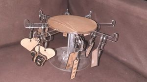 Keychain Stand