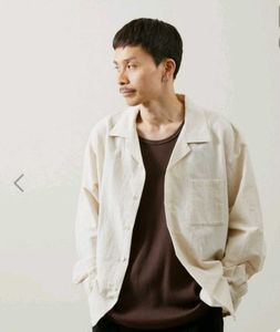 ANOBLR Minimalist Linen Button-Down
