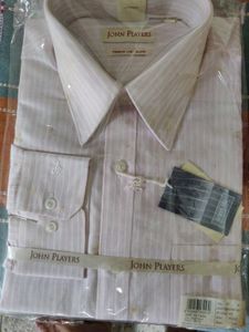 John Players Men Shirts - New with Tags 42&#34;
