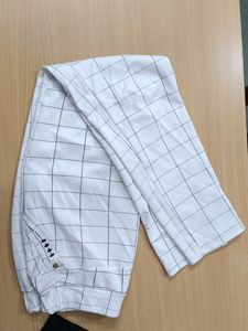 White Check Jeggings for Daily Wear