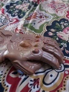 Thanos gauntlet Marvel&#39;