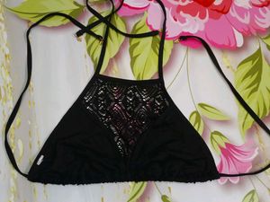 (1100)Black Lace Halter Bikini Top