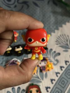KINDER JOY DC EDITION