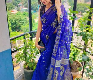 Blue Saree New & Comfortable