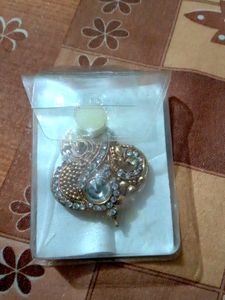 PARTY WEAR BROOCH