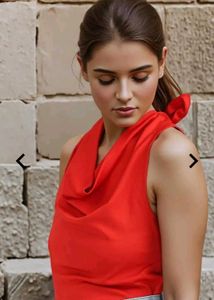 Red Sleeveless Top