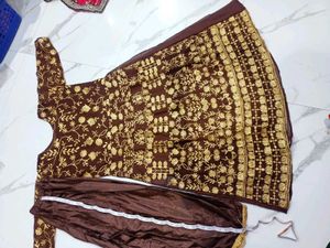 Brown Golden Embroidered gown 3 psc  xl