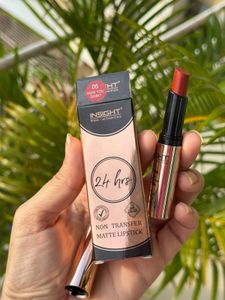 NEW! Insight 24hr Matte Non Transfer Lipstick - 05
