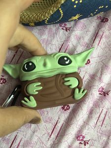 AirPods Pro case baby Yoda Star Wars Merchandise