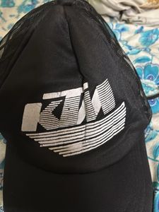 New Black Cap – Stylish &amp; Original (Unisex)