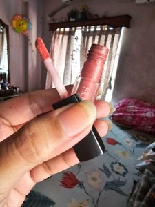 Huda Beauty Matte Liquid Lipstick ❤️