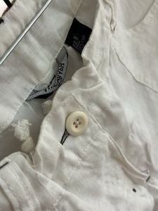 White Women’s Capri