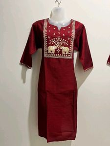Elegant Maroon Kurta