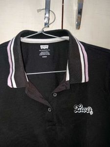 Levi&#39;s Polo Shirt