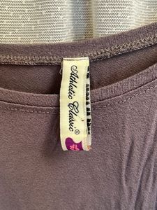 Grey Slot Hand Top