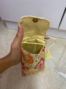 Embroidered Ethnic Pouch