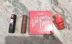 (Set Of 4)Beautiful Makeup kit