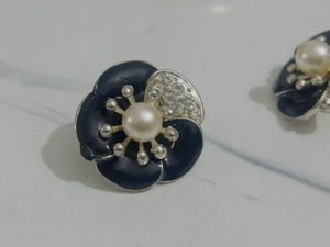 Floral Pearl Stud Earrings