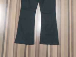 V-61 Size-30 Bootcut Women Denim Jeans