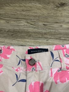 Orginal Banana Republic shorts at 70% disc