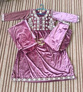 Elegant Ethnic Kurta Set With Palazzo And Stole