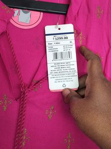 Beautiful woman Umbrella kurtis Only XL Size av