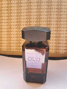 Suede Oud Baie Rose Perfume