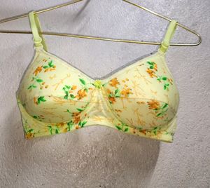 Brand New Yellow Colour Bra(32 - 34)💛